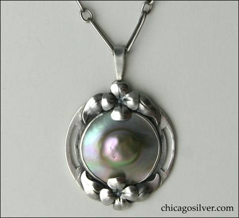 Art Silver Shop pendant on chain