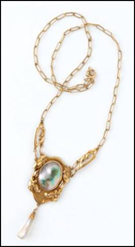 Kalo gold pendant on chain