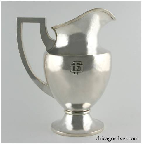 Eicher pitcher