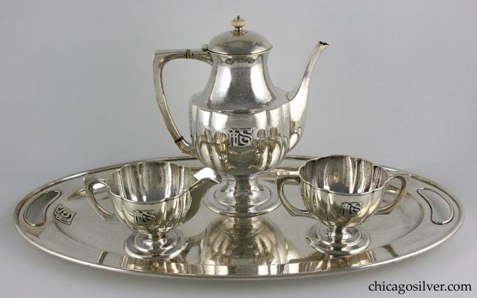Kalo coffee set, three pieces plus tray (4), consisting of coffee pot, cream jug, open sugar, and tray.  